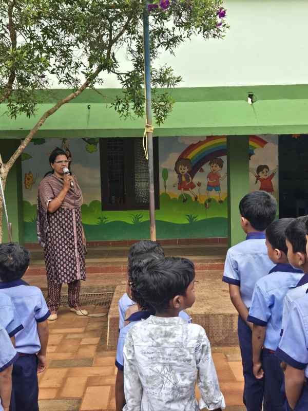 DWARAKA AUP SCHOOL NALLOORNAD